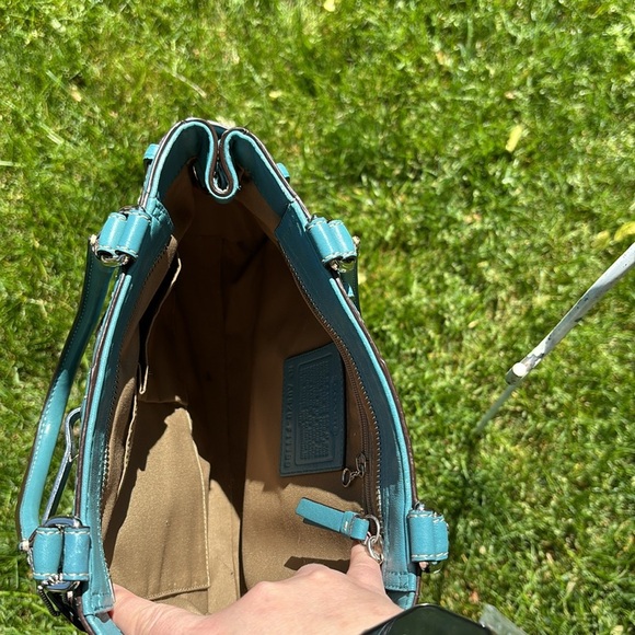 Coach | Hamptons Teal Carryall #F11199 - Picture 10 of 10